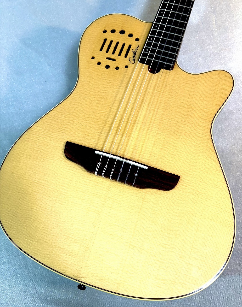 Godin 【USED】Multiac Nylon Duet Ambiance（中古）【楽器検索