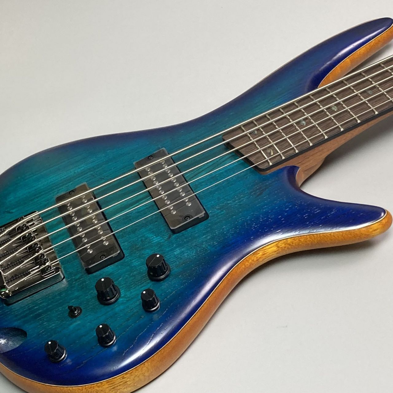 Ibanez SR5AH SPL 5弦ベース アクティブ／パッシブ切替 24