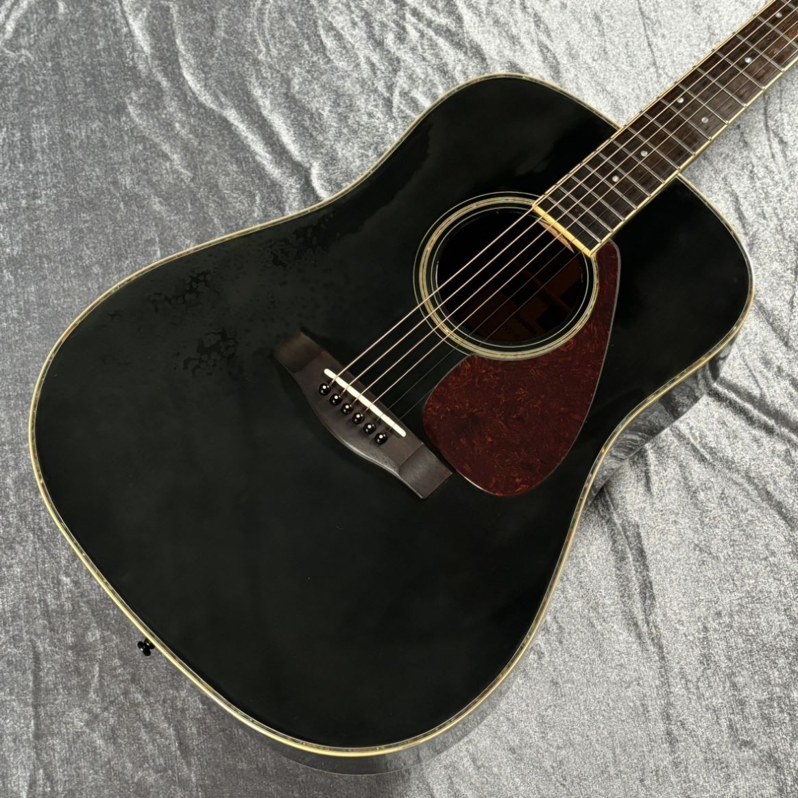 【整備・清掃・弦交換済み】YAMAHA DW-8 BL トップ単板 黒 アコギ ヤマハ - シャルル様専用 899.YAMAHA DW-8BL！トップ単板！響き
