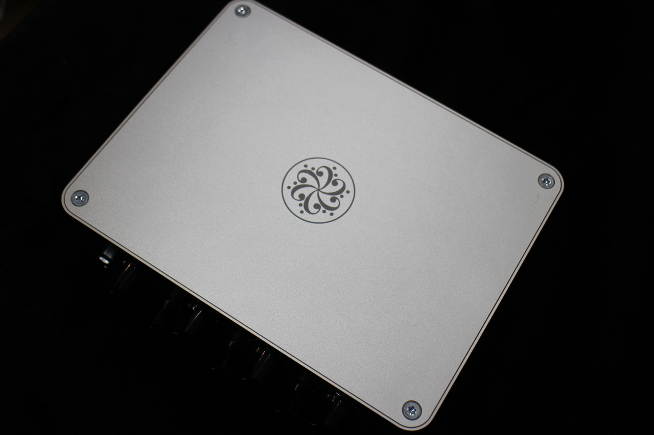 Darkglass Exponent 500 ベースアンプヘッド多機能モデリング Darkglass Exponent 500 ベースアンプヘッド多機能モデリング