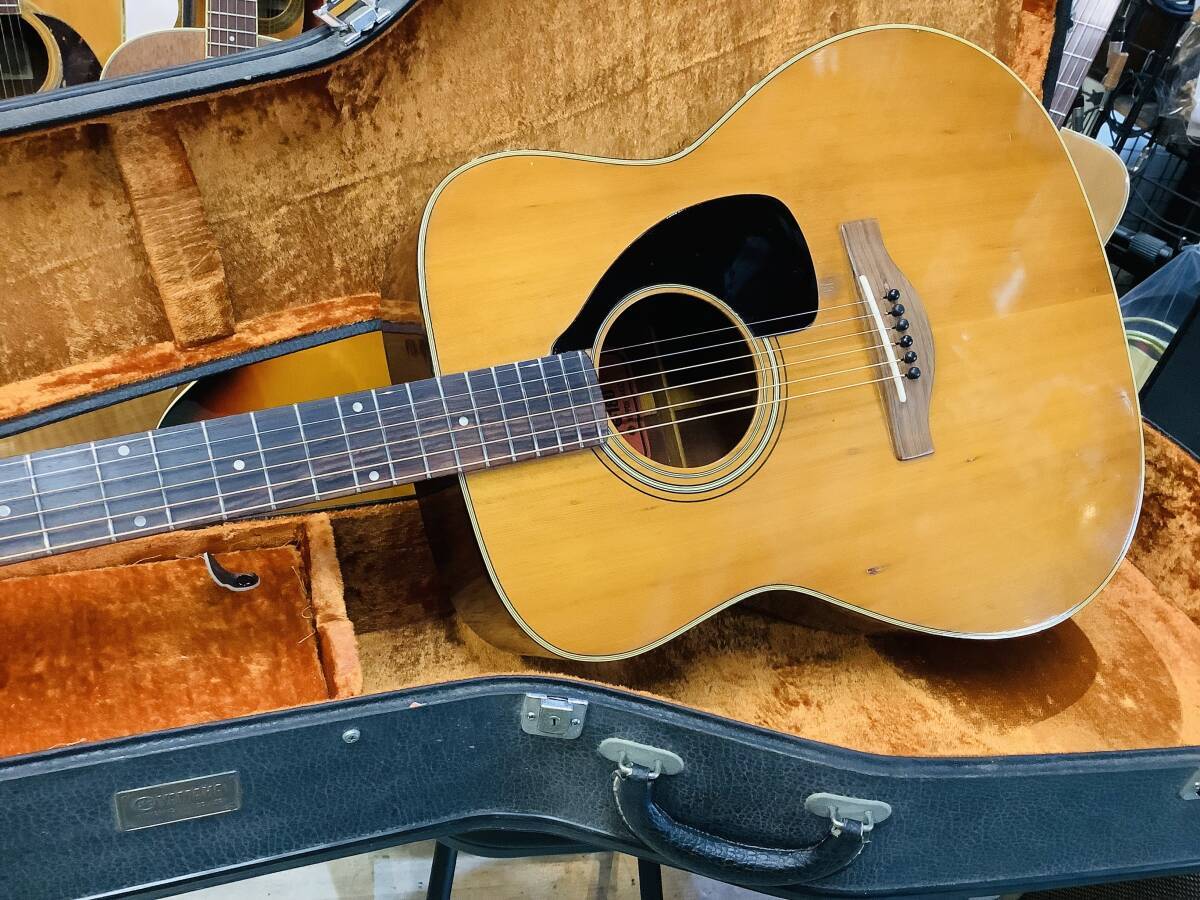 yamaha fg-180 赤ラベル YAMAHA FG-180 赤ラベル 長体ロゴ 1968年製（ビンテージ/送料
