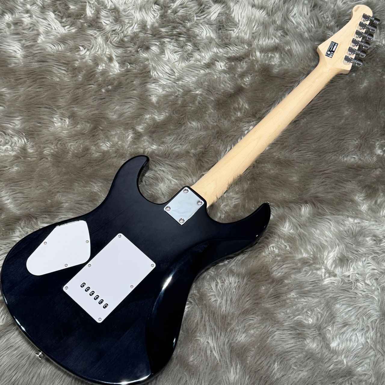 YAMAHA PACIFICA212VFM TBL トランスルーセントブラック 【現物画像