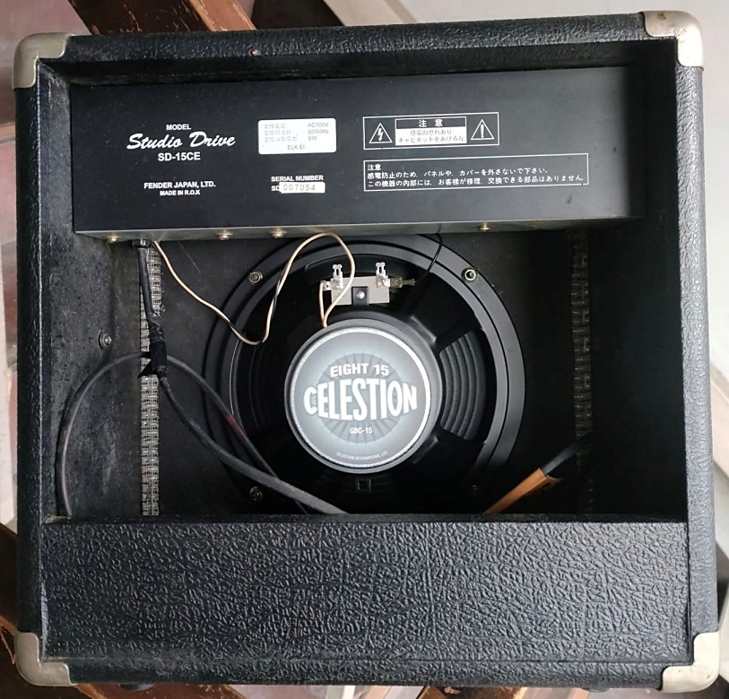 Fender Japan D-15 Studio Drive Celestion Eight15（中古