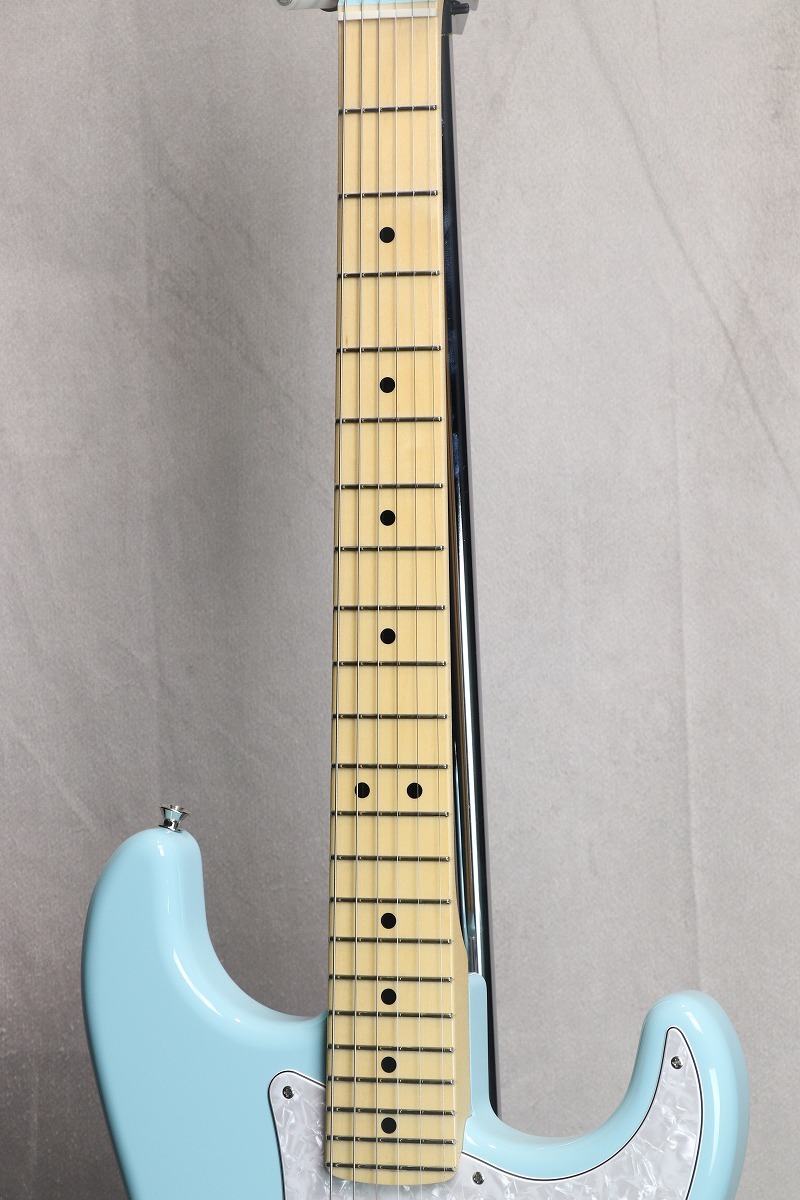 Fender Made in Japan Hybrid II FSR Collection Stratocaster Daphne