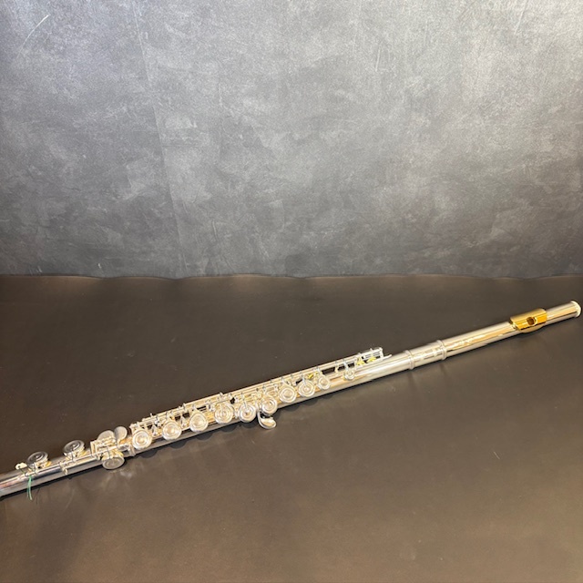 YAMAHA フルート YFL-412LSE 本体 YAMAHA YFL-412LSE フルート（島村楽器限定モデル ）管体銀製