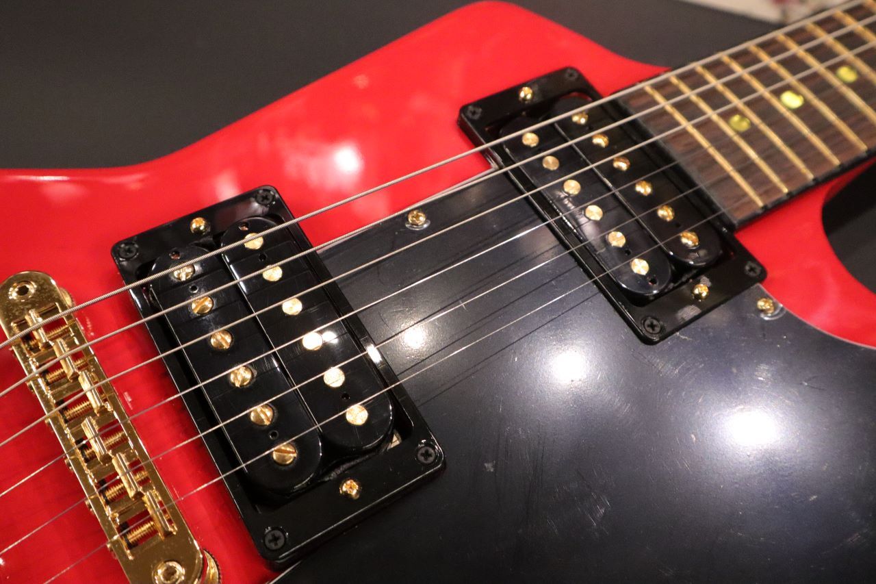Gibson Lzzy Hale Signature Explorerbird ～Cardinal Red