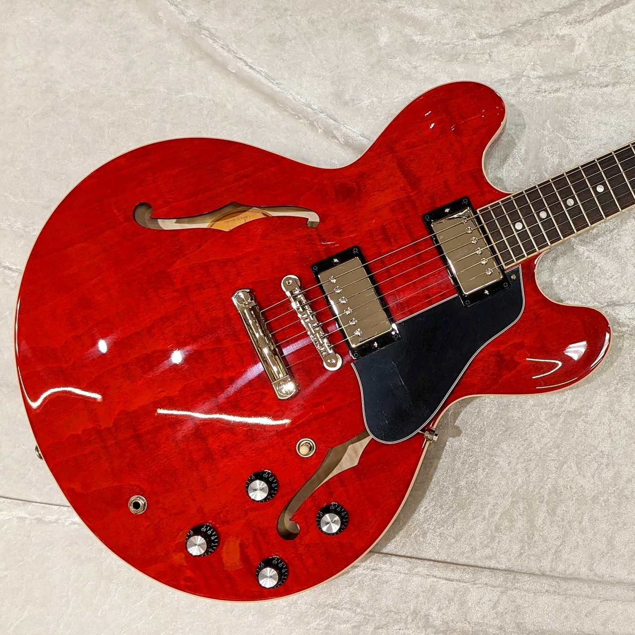 Gibson ES-335 / Sixties Cherry（新品/送料無料）【楽器検索デジマート】