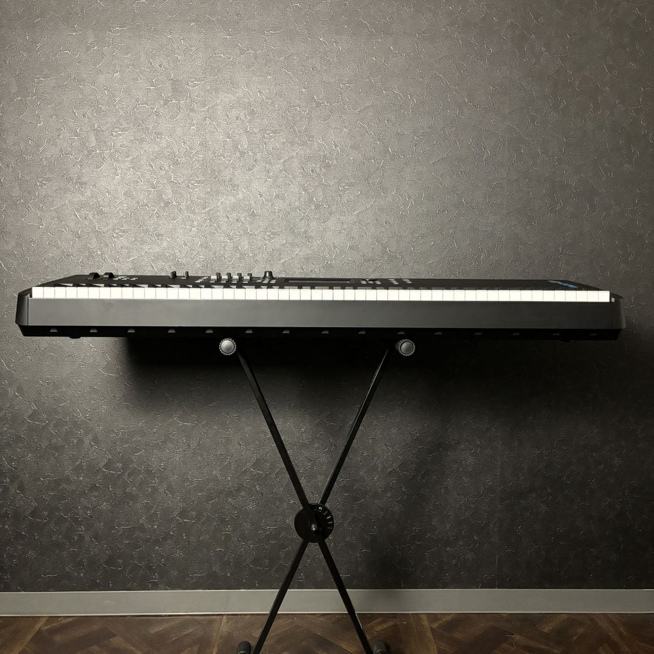 Yamaha MODX8+ シンセサイザー 本体 MODX8+ 88-Key Synthesizer - Yamaha USA
