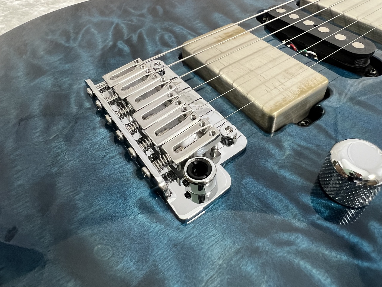 TOM ANDERSON Top T (Arctic Blue Burst with Binding)（新品