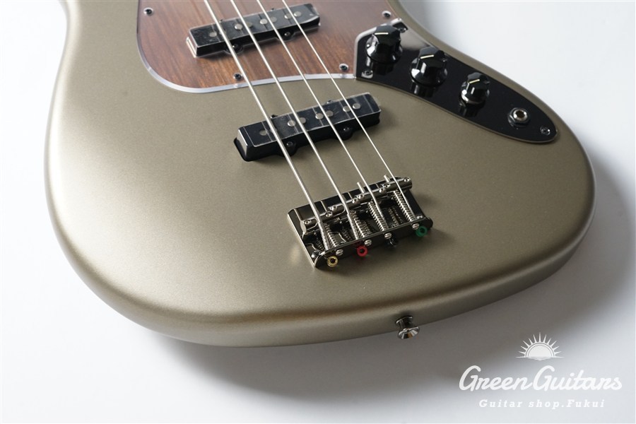 Fender Made in Japan Hybrid II 2026 Collection Jazz Bass Satin
