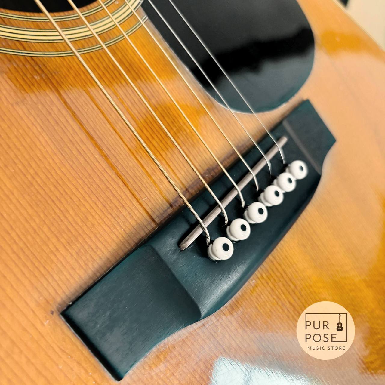Martin D-28 1983年製 150th Anniversary 焼き印あり ブラック