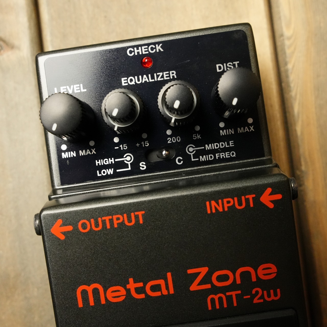 BOSS MT-2W Metal Zone ディストーション メタルゾーン エフェクター