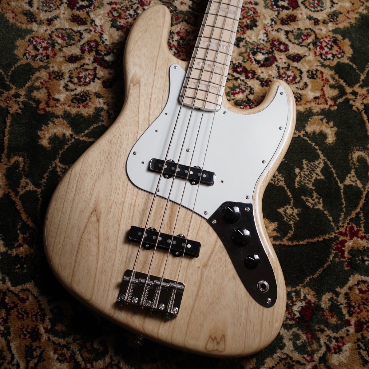 Fender Made in Japan Heritage 70s Jazz Bass Maple Fingerboard Natural エレキベース  ジャズベース（新品/送料無料）【楽器検索デジマート】