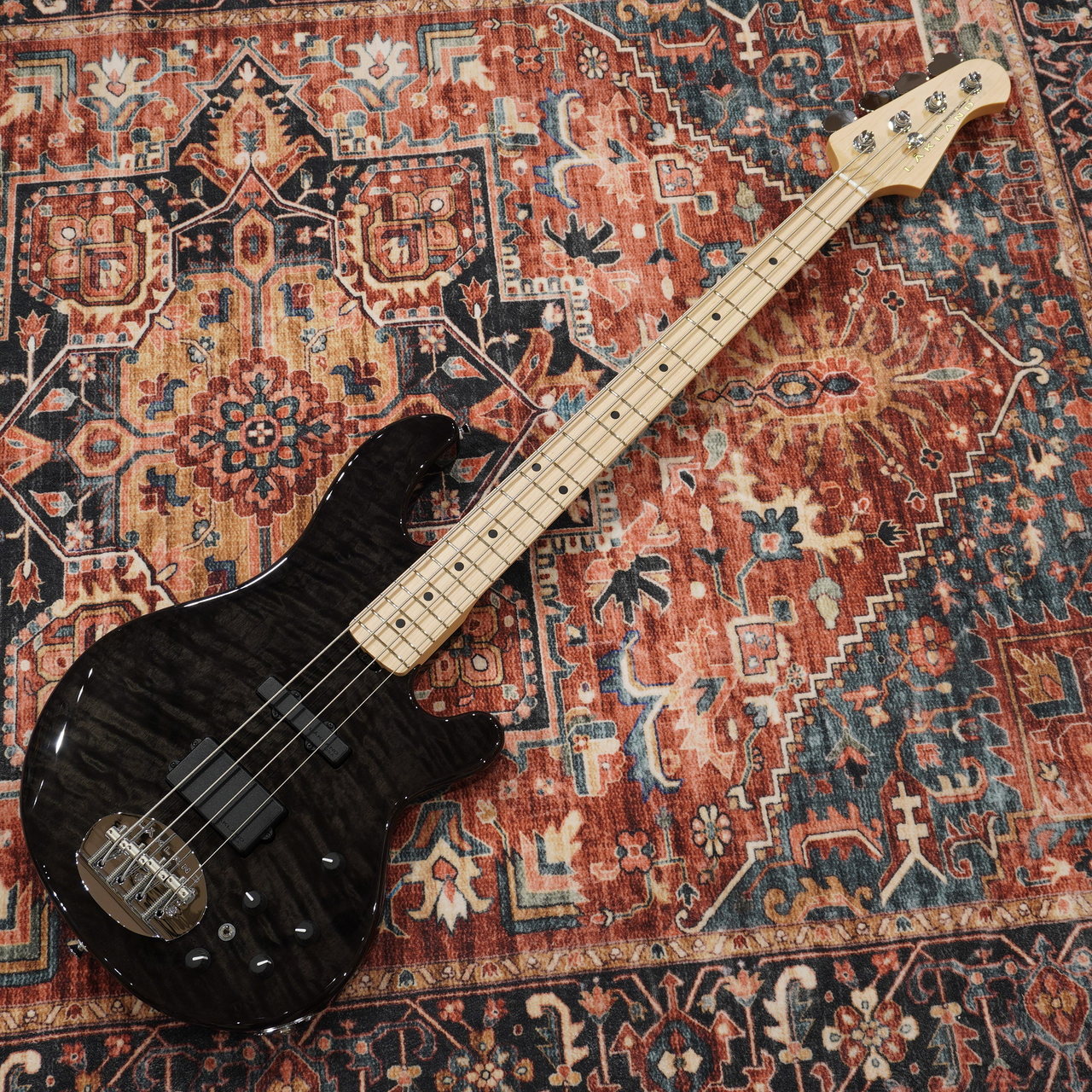 Lakland SL44-94 Deluxe Maple Black Translucent -Shoreline Series