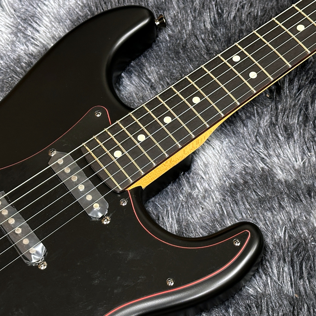 Fender Made in Japan Limited Hybrid II Stratocaster Noir