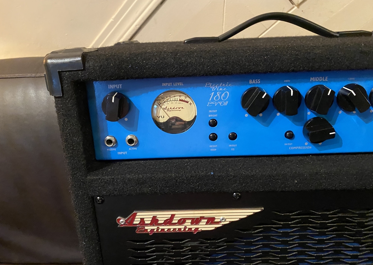 Ashdown Electric Blue 12-180 EVO II（中古）【楽器検索デジマート】
