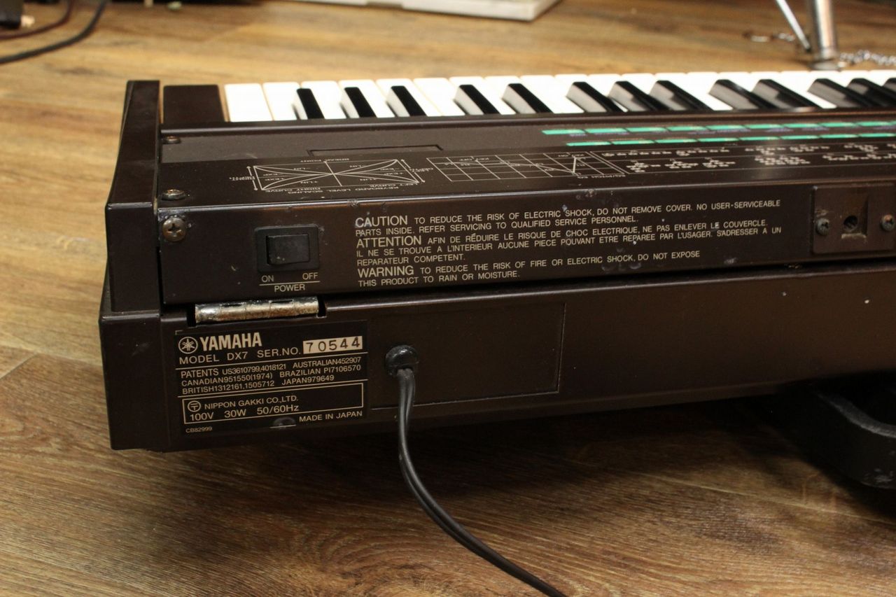 YAMAHA DX7 【キーボードマート新宿】【新宿店】（中古/送料無料