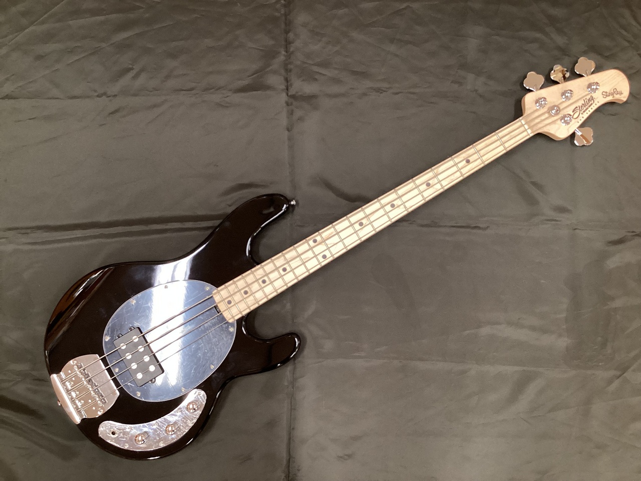 【中古】 Dorigen Music / Various Sterling by MUSIC MAN SUB STINGRAY RAY4（中古）【楽器検索