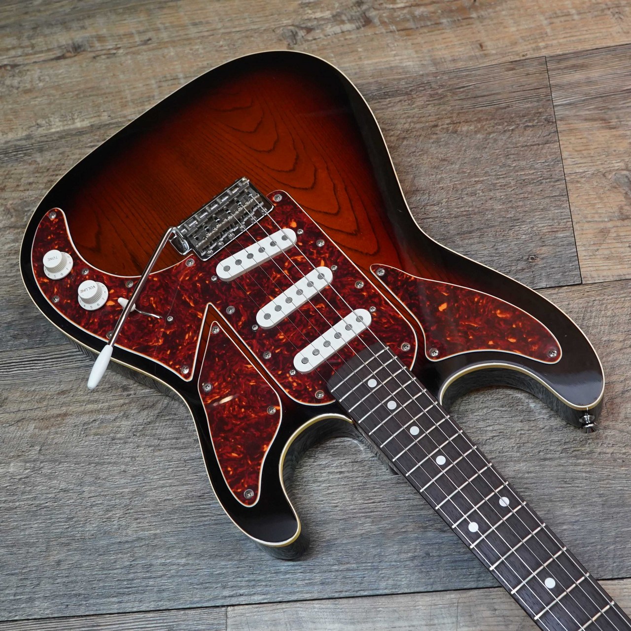 Aventure Guitars ST Type（中古）【楽器検索デジマート】