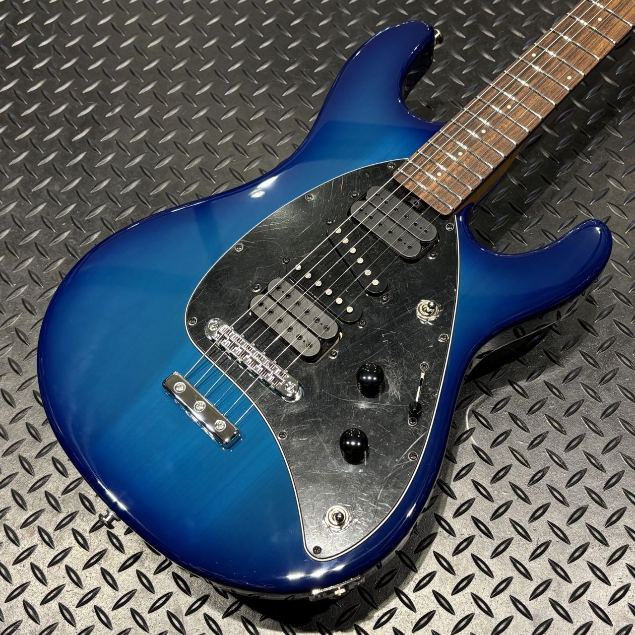 Music Man Steve Morse シグネチャー MUSIC MAN 【米国買付品】STEVE MORSE SIGNATURE（中古/送料無料