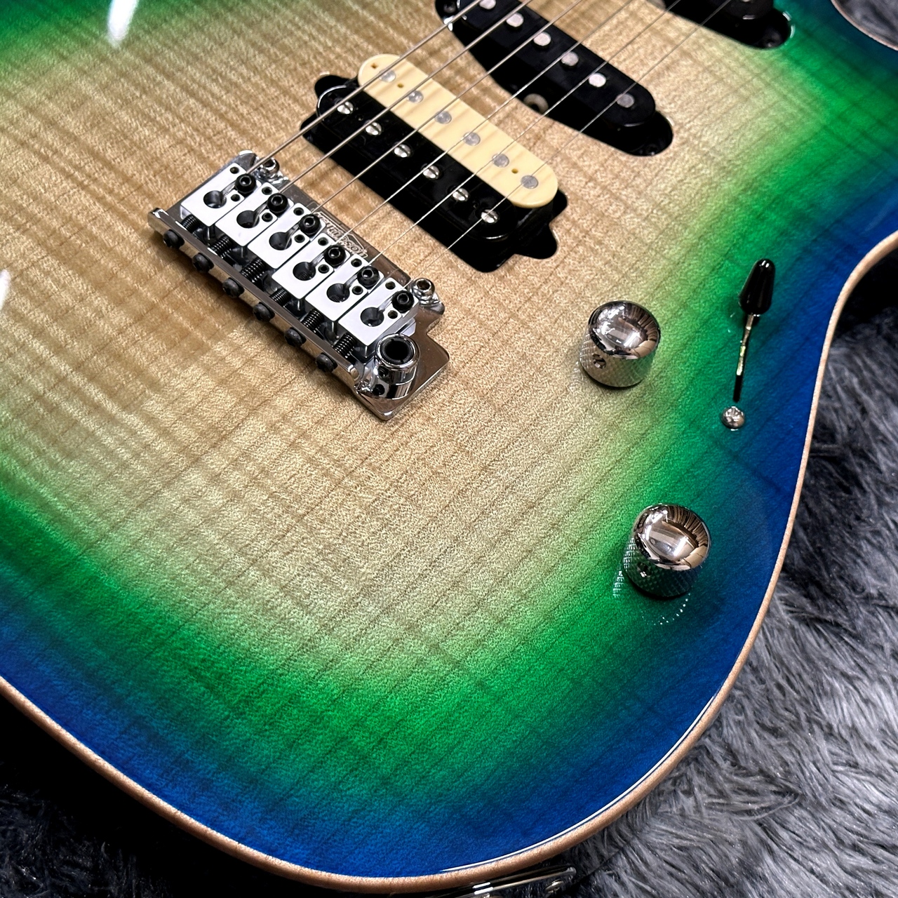 ギター Suhr JE-Line Standard Plus SSH Suhr Guitars JE-Line Standard Plus (Bahama Blue Burst/Pau