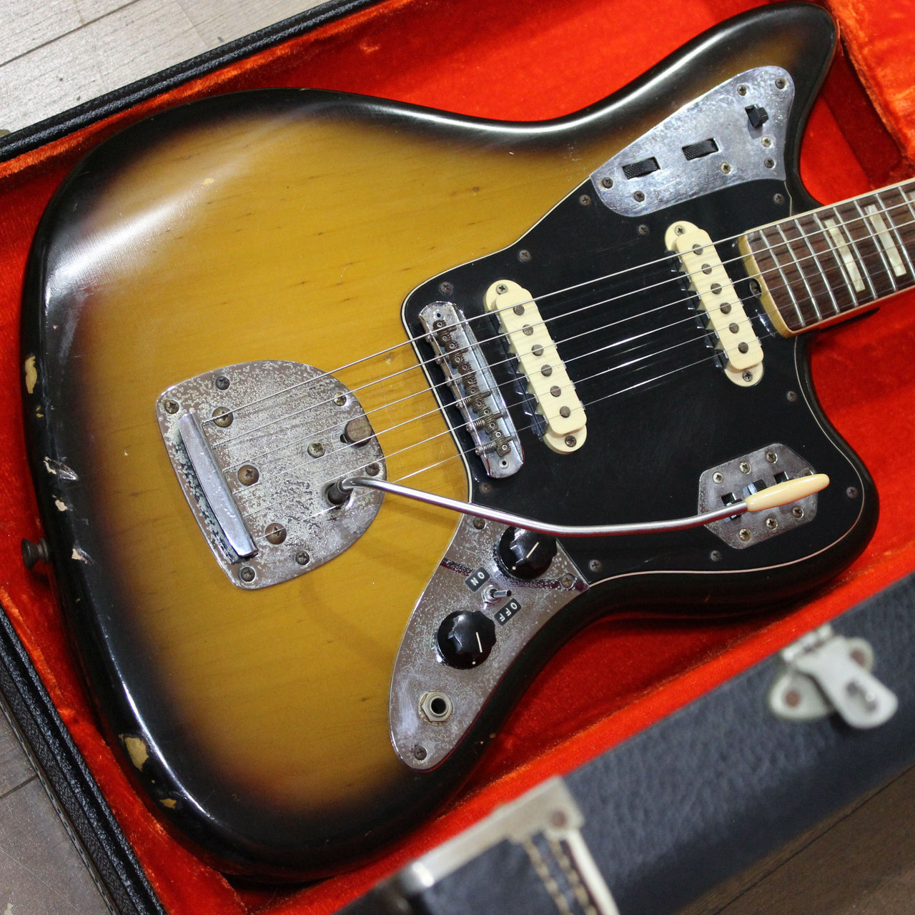 Fender Jaguar Sunburst フェンダー ジャガー サンバースト 1973