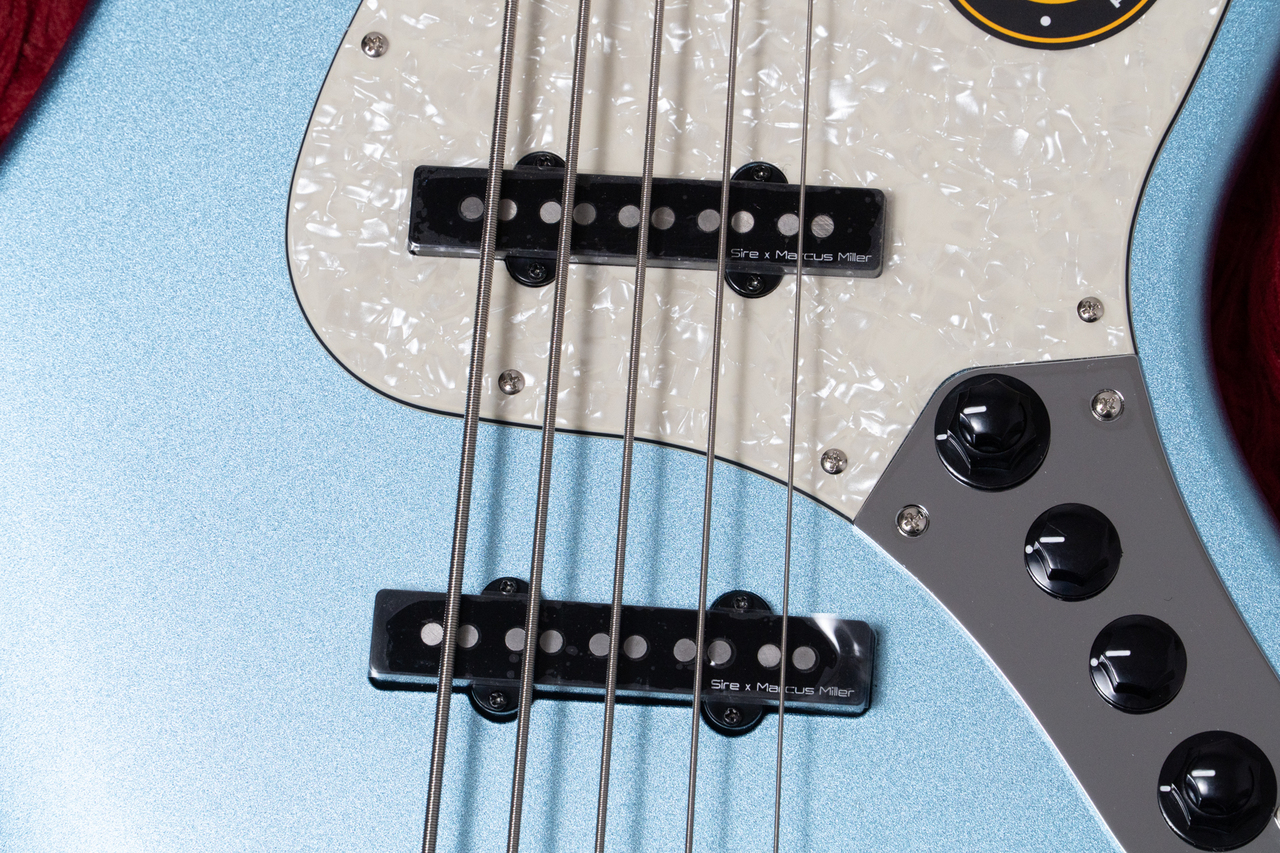 エレキベース　Sire V7 Alder-4 LPB Sire V7 Alder 4st / LPB（新品/送料無料）【楽器検索デジマート】