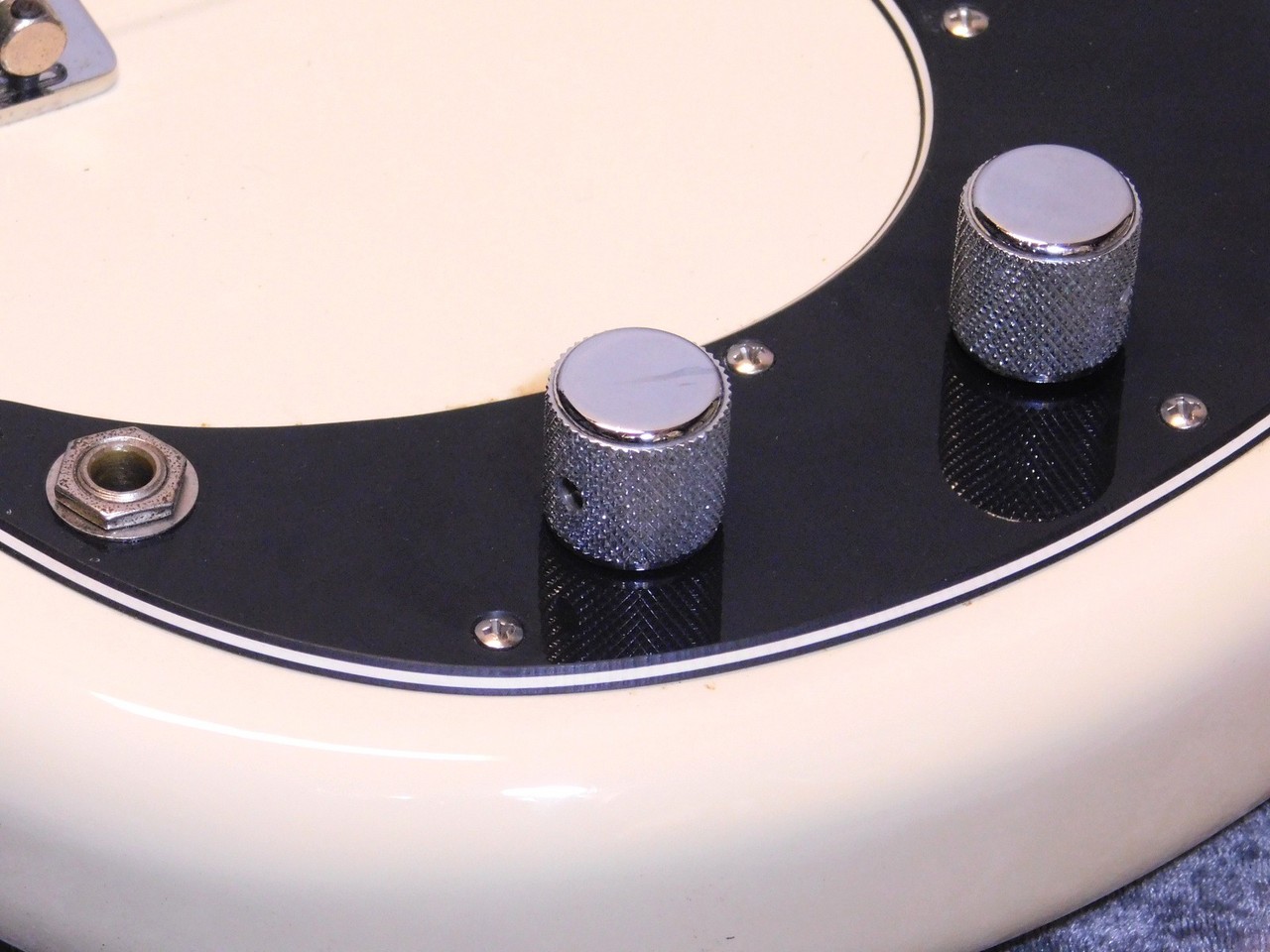 Fender USA FSR '70s Precision Bass Olympic White（中古）【楽器検索