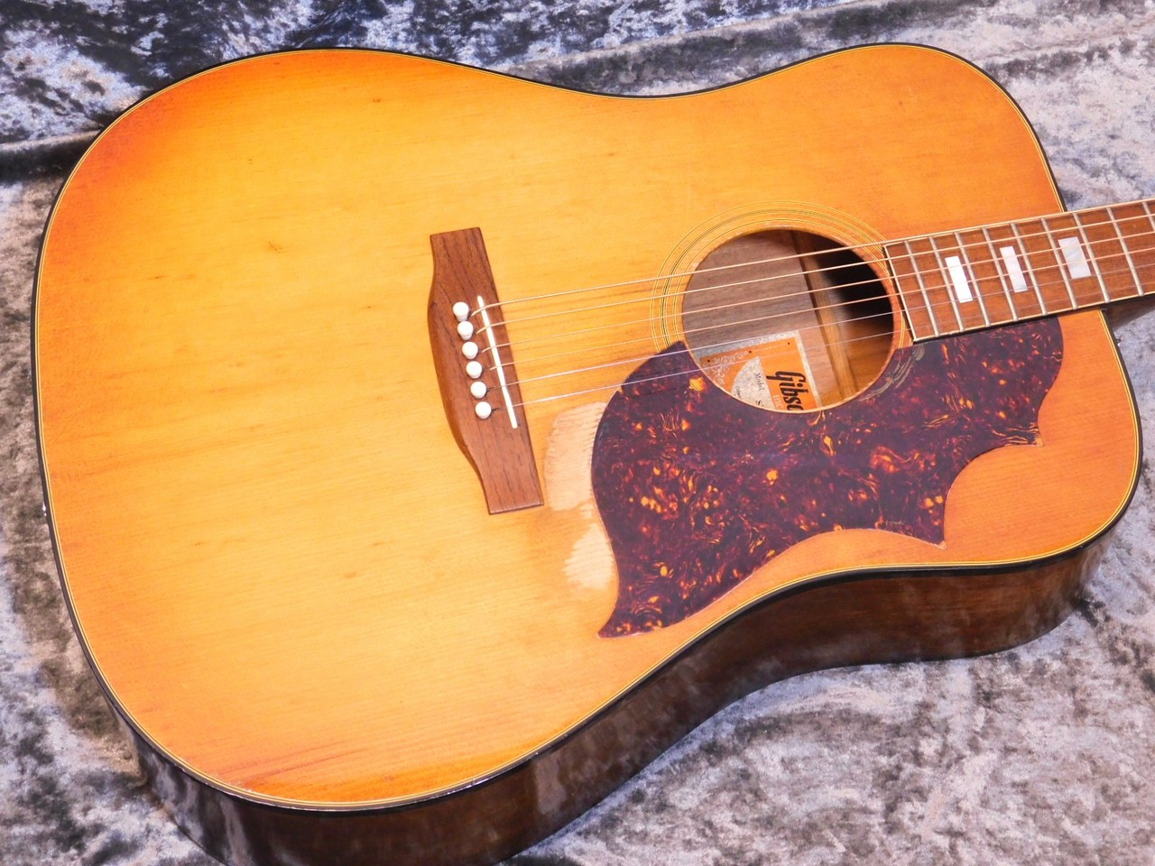 Gibson SJ Deluxe 70s（ビンテージ）【楽器検索デジマート】