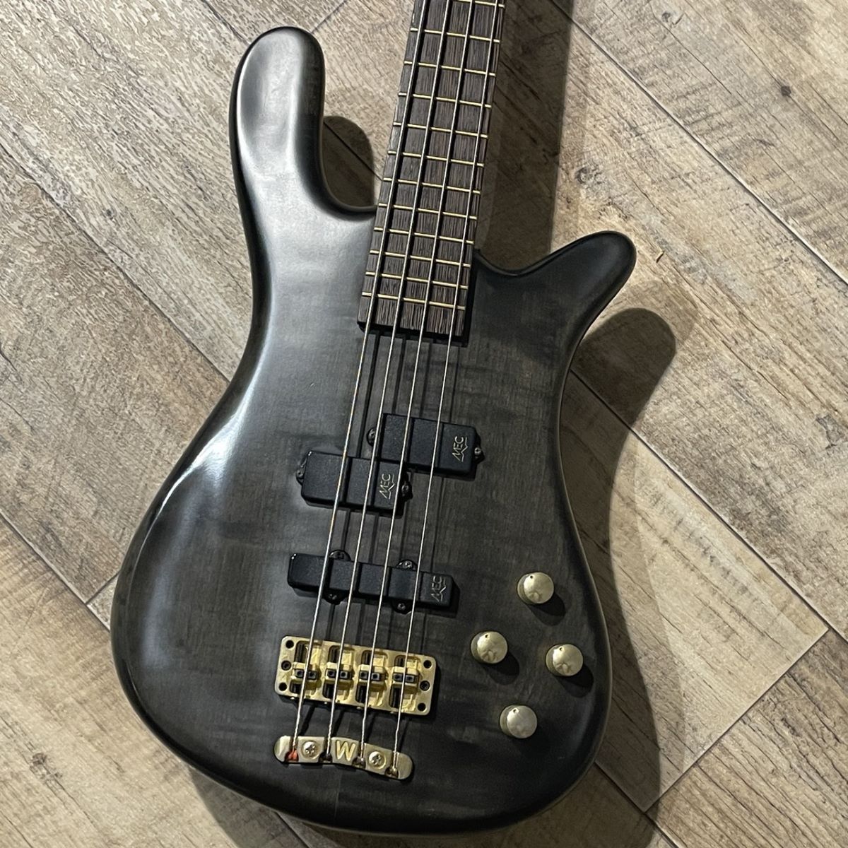 Warwick Streamer LX / Nirvana Black Satin