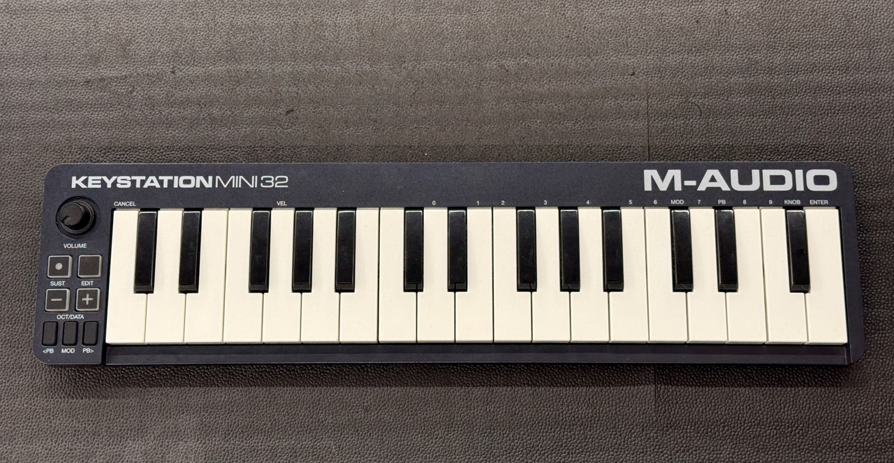M-AUDIO Keystation Mini 32 mkII(中古)【楽器検索デジマート】 M-AUDIO Keystation Mini 32 mkII(中古)【楽器検索デジマート】