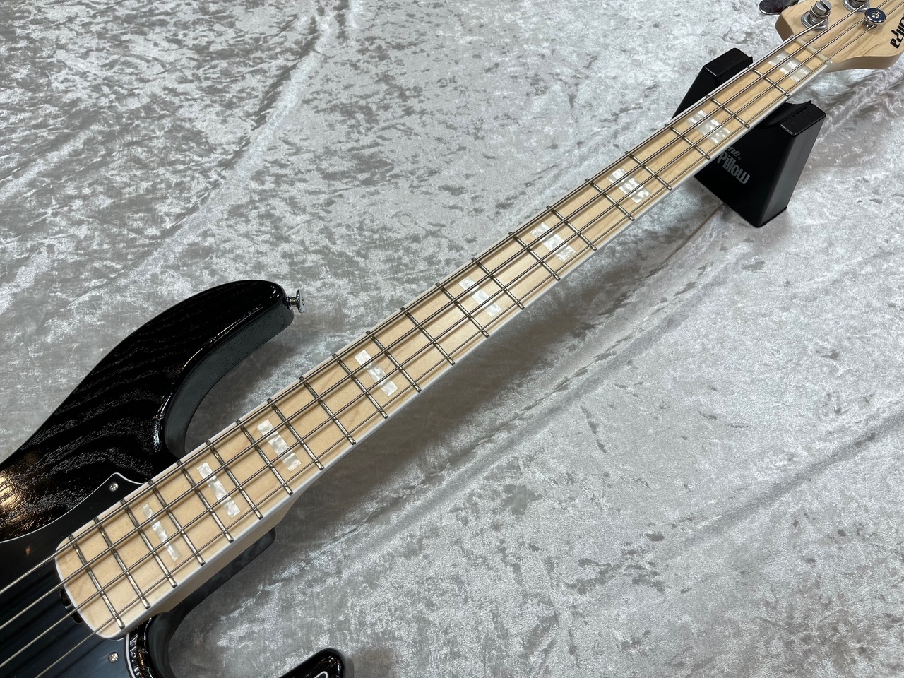 ベース EDWARDS E-AMAZE-AS-4/M (Solid Black) EDWARDS E-AMAZE-AS-4/M SLBK (Solid Black)｜ミュージックランドKEY