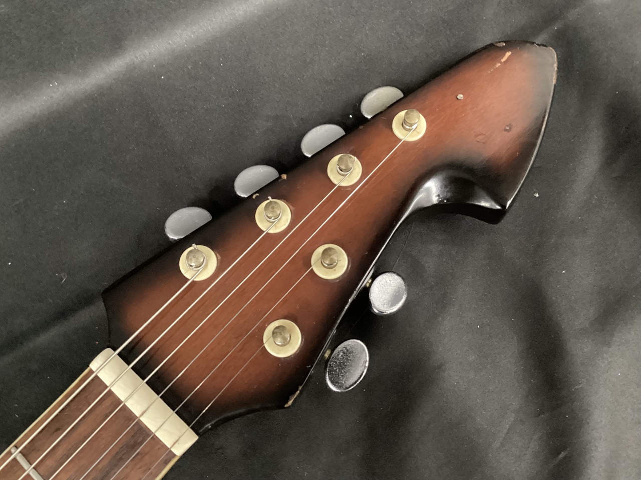 Teisco WG-4L (テスコ ビザールギター WG4L ジャパンヴィンテージ