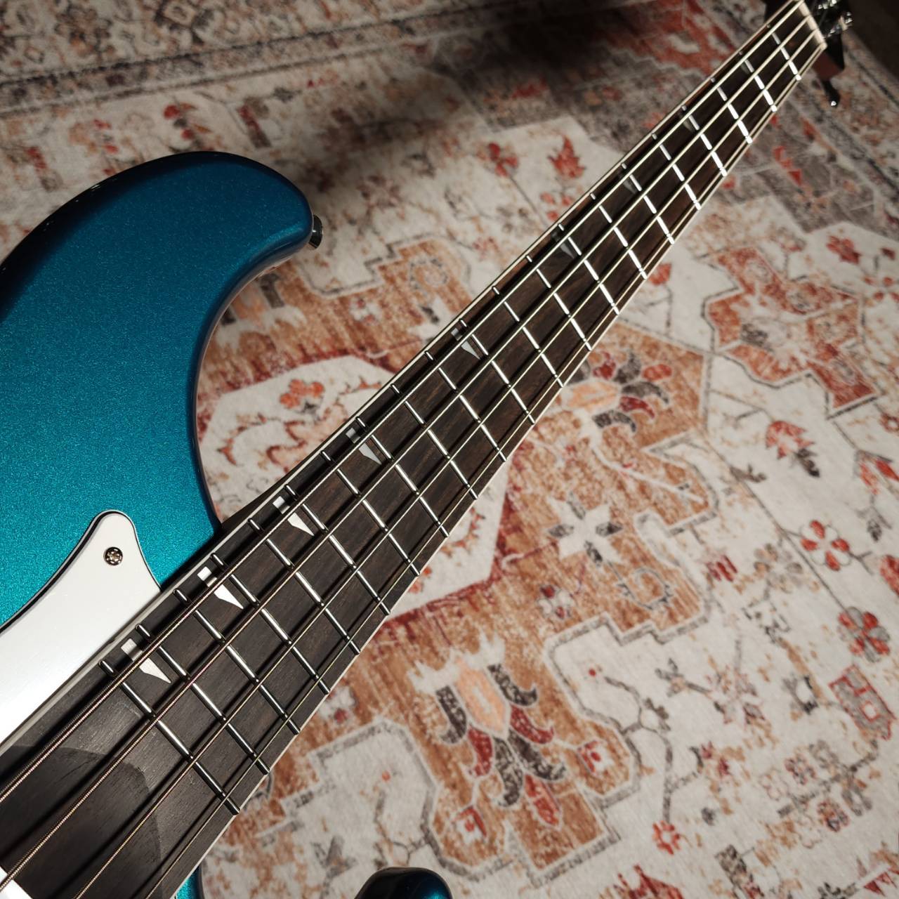 Ryoga VAL-BASS 　ベース エレキベース 楽天市場】Ryoga VAL-BASS White ベース初心者11点セット