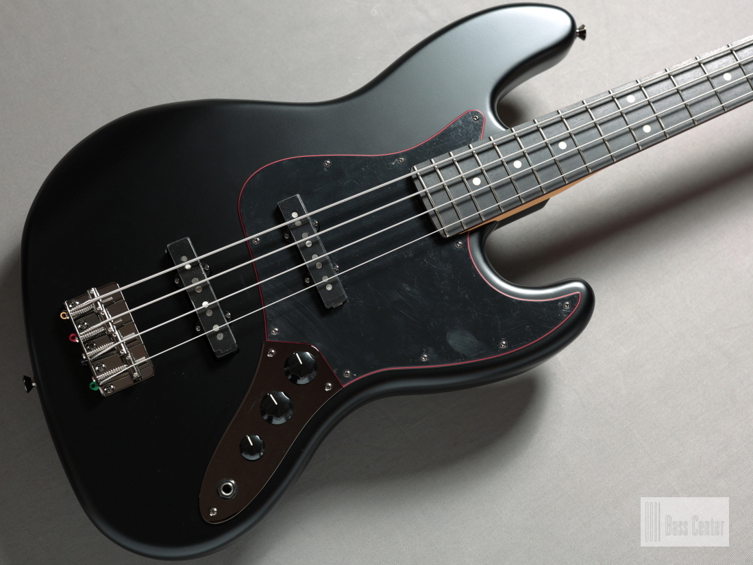 Fender MADE IN JAPAN Limited Hybrid II Jazz Bass / Noir