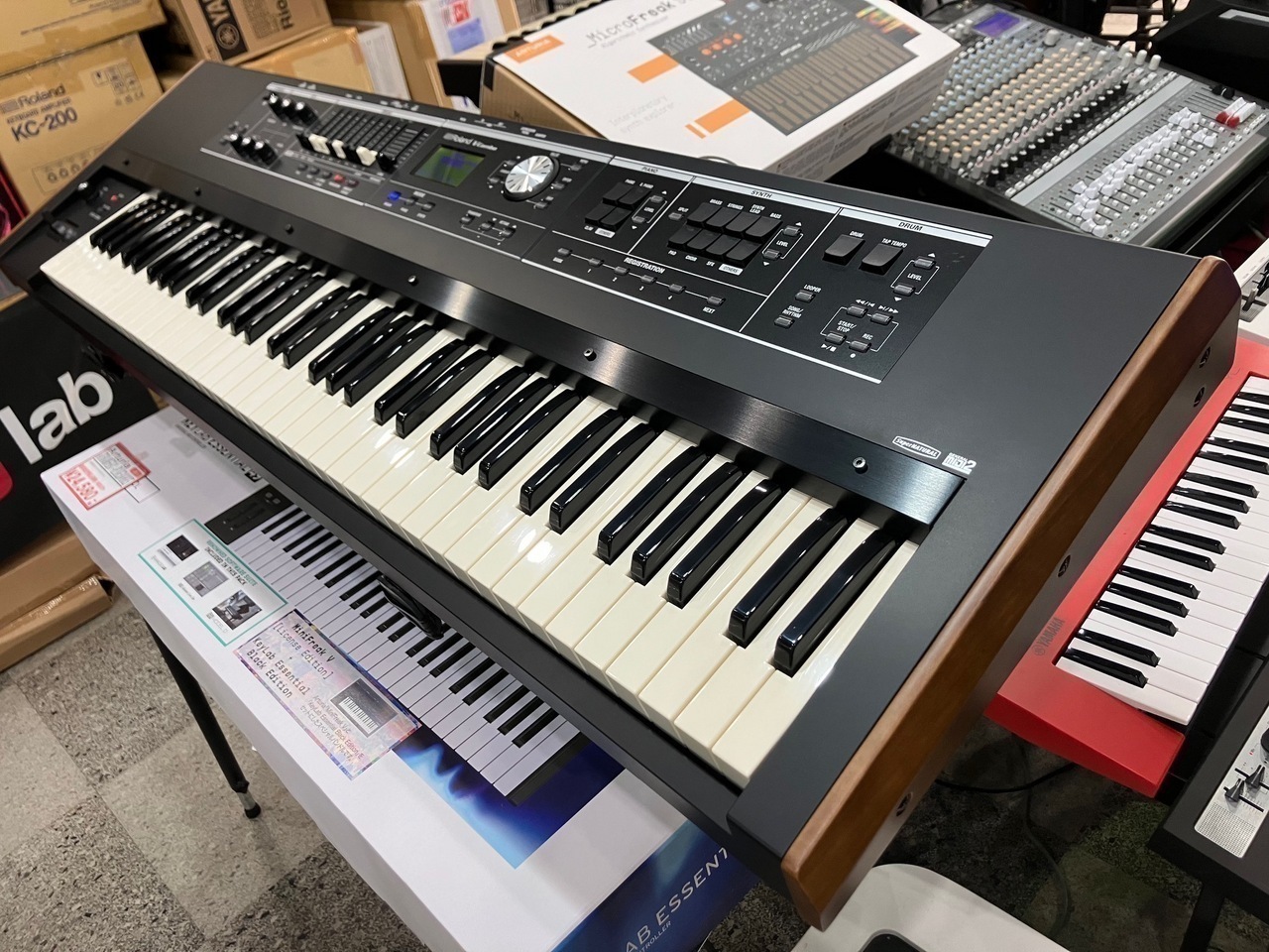 Roland VR-730 ◇1台限りのB級超特価!【TIMESALE!~12/15  19:00!】【ローン分割手数料0%(12回迄)】（B級特価/送料無料）［デジマートSALE］【楽器検索デジマート】