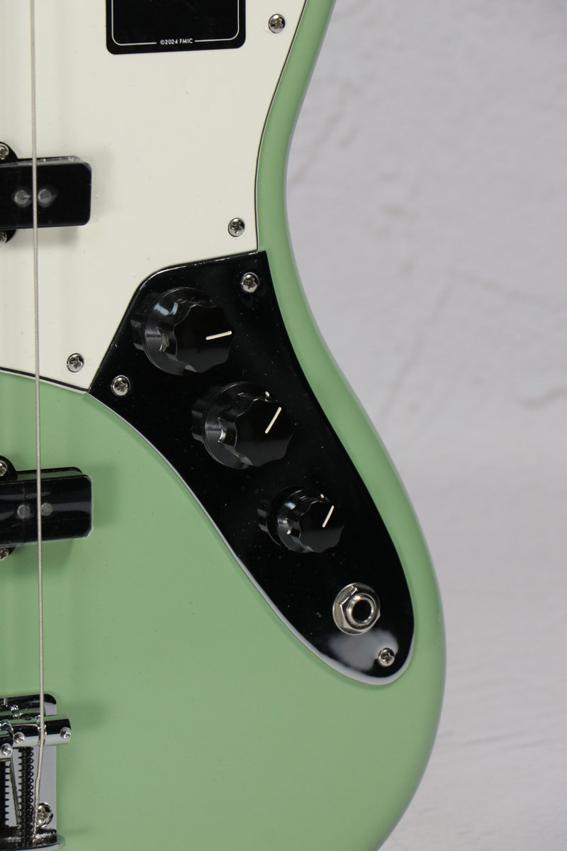 専用ページ2　BASSBASS様 Fender Made in Japan Deluxe Jazz Bass V Kazuki Arai Edition