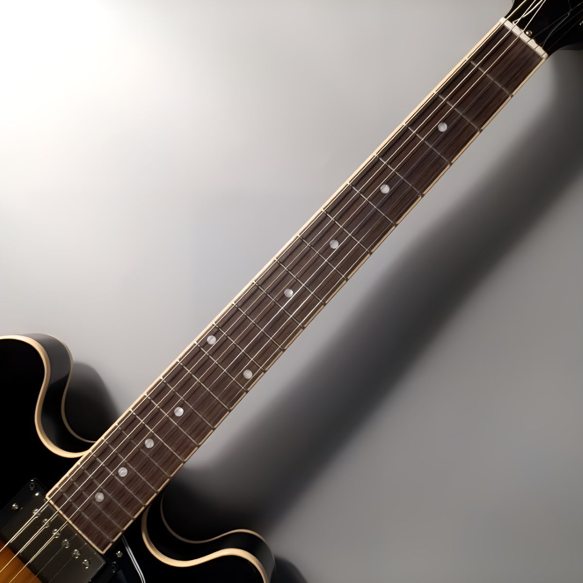 Gibson ES-335 Vintage Burst セミアコギター（新品/送料無料）【楽器検索デジマート】