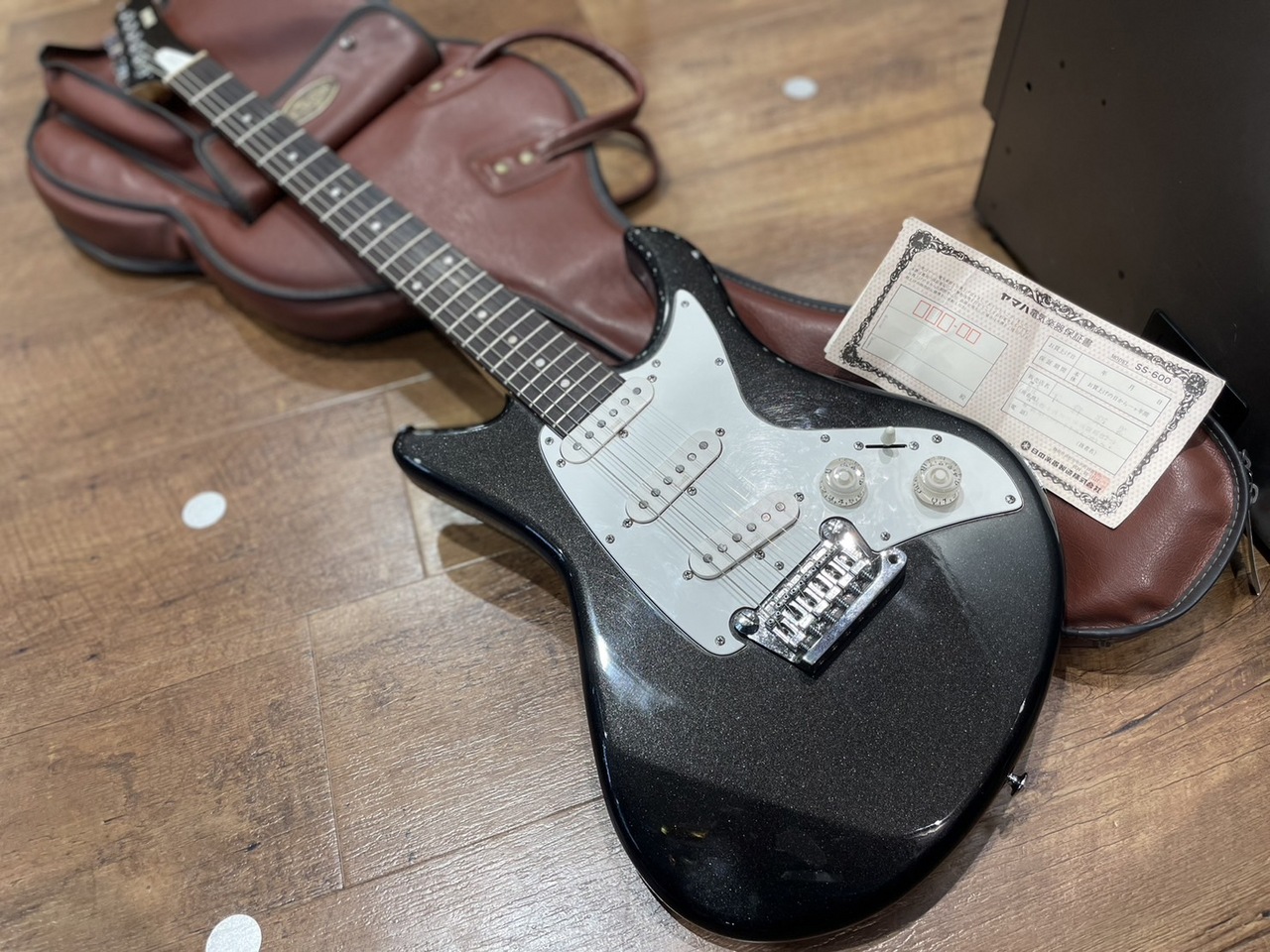 YAMAHA Solid Singlebobin Guitar SS-600 Black Metallic【1983年製