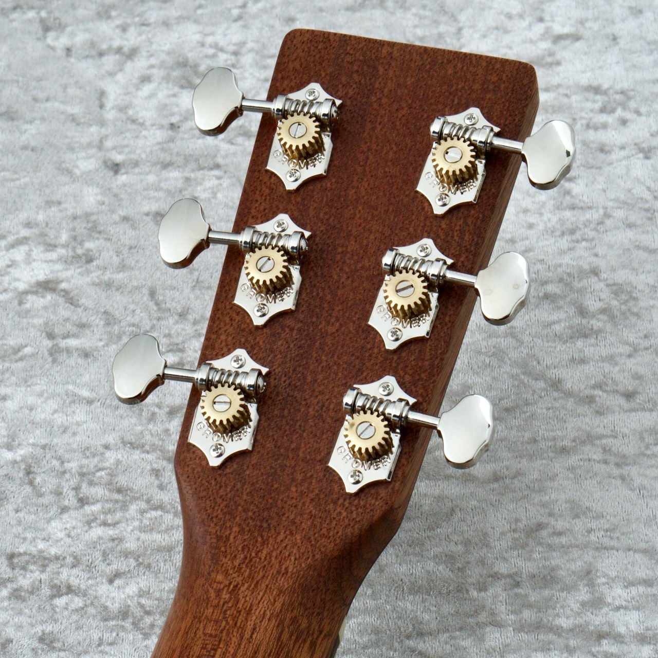 Martin 000-13E Retro Walnut #3076810【力強い杢目のTOP】【エレアコ