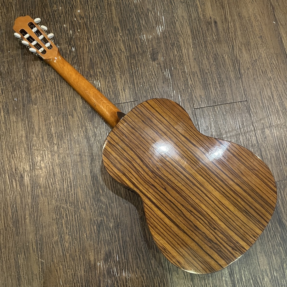 クラシックギター手工品