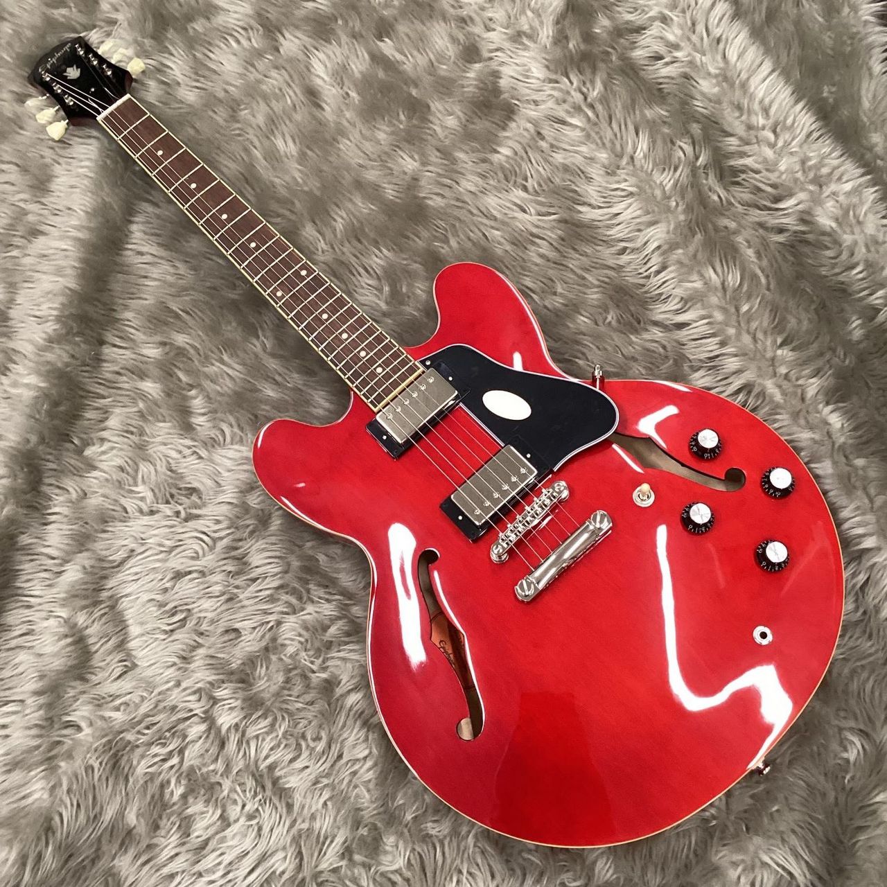 Epiphone エピフォン ES-335 CH セミアコギター チェリーサンバースト