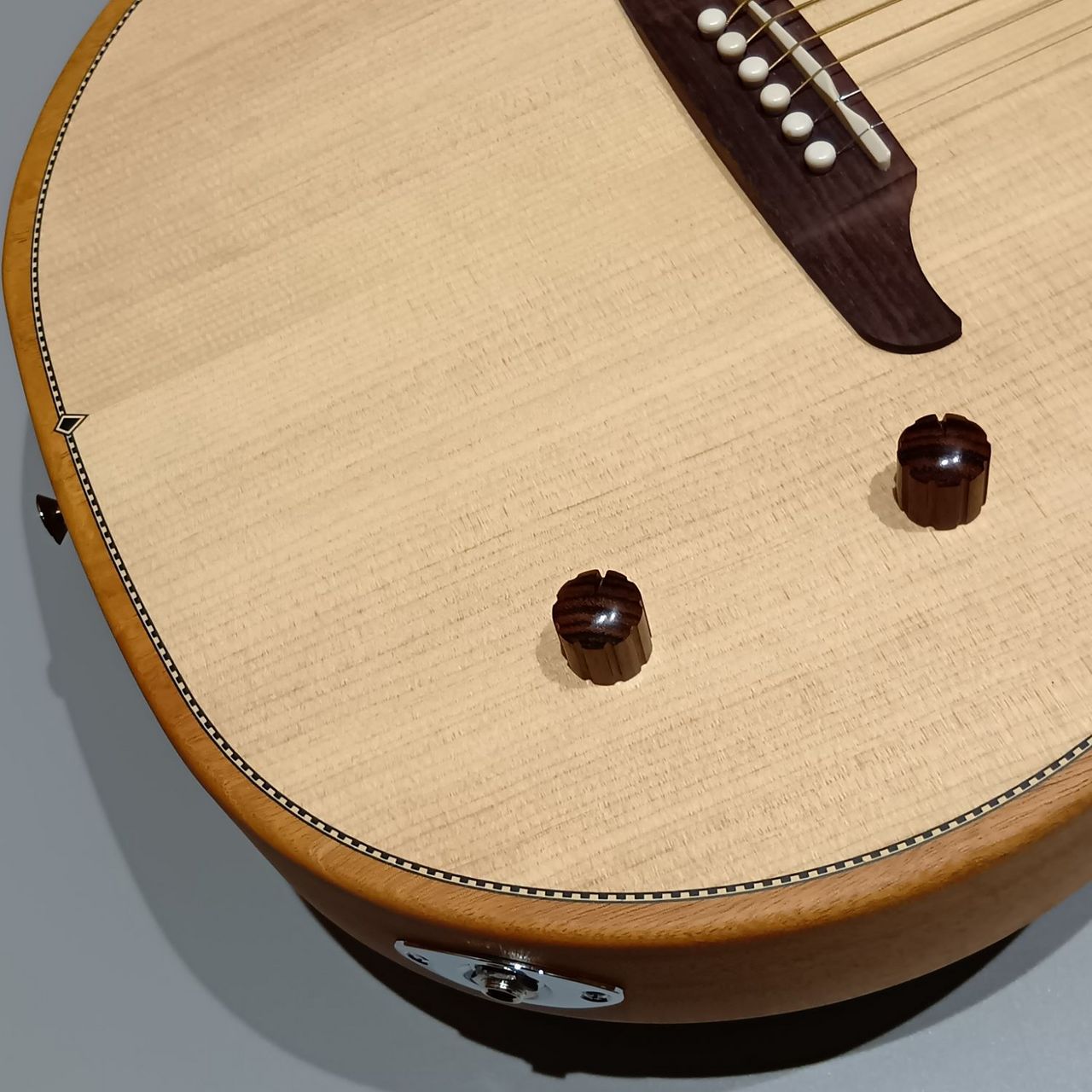 Fender Highway Series Dreadnought Natural エレアコギター 薄型