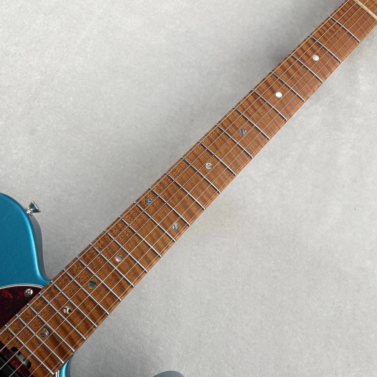 infinite Trad Fullsize T Hollow -Lake Placid Blue- Light Aged