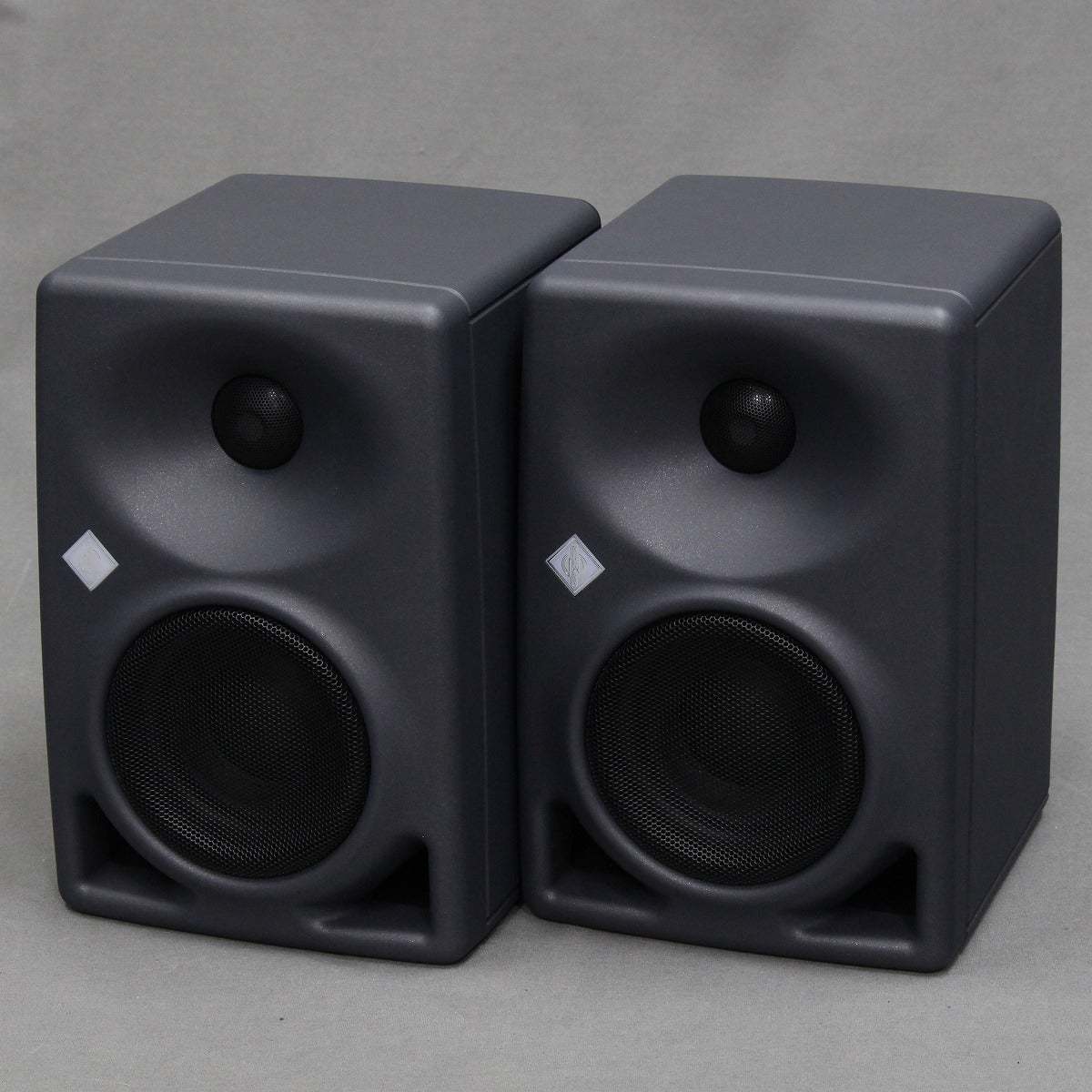 ［美品］NEUMANN KH 80 DSP A G モニタースピーカー ペア NEUMANN KH 80 DSP A G (KH80 DSP AG) (ペア) 2ウェイパワードモニター