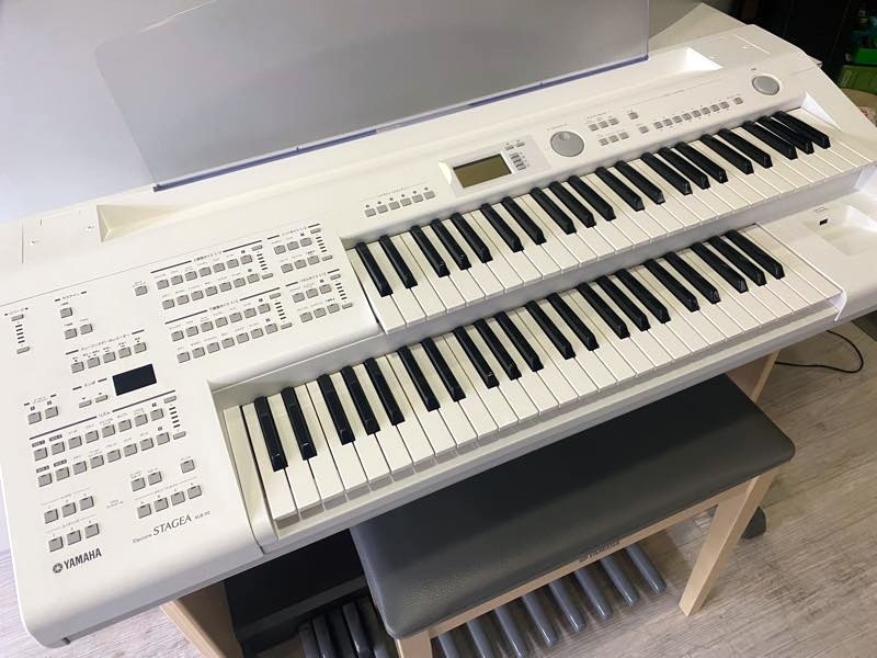 2020年製 エレクトーン ELB-02（本体）STAGEAベーシックモデル - 鍵盤楽器