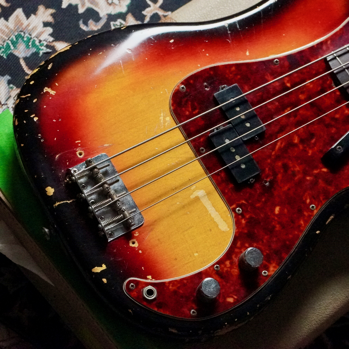 Fender 1963 Precision Bass Sunburst (Great flame Neck