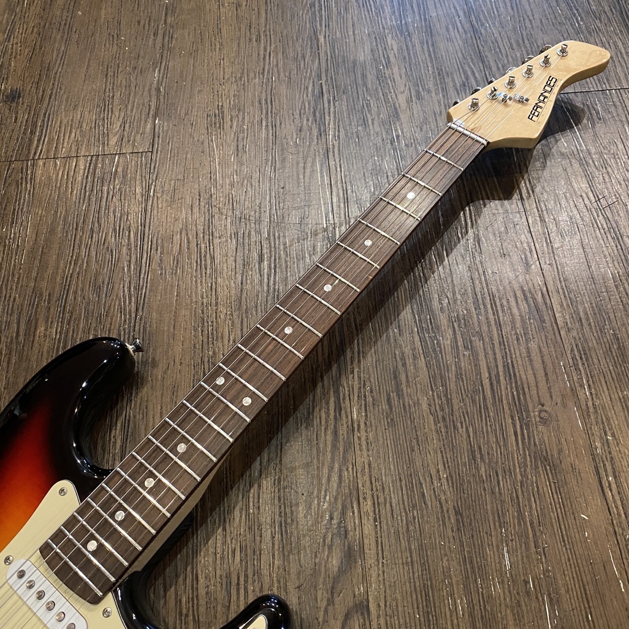 FERNANDES LE-1Z 3S Electric Guitar（中古/送料無料）【楽器検索