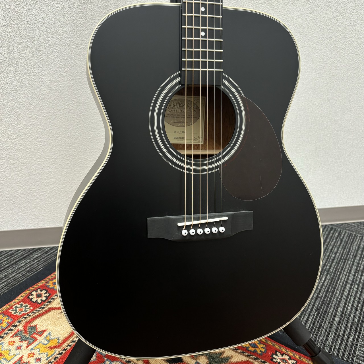 ❤️弦高調整済！「Stafford SF-3F/BK エレアコ！！」＋専用ケース ❤️弦高調整済！「Stafford SF-3F/BK エレアコ！！」＋専用