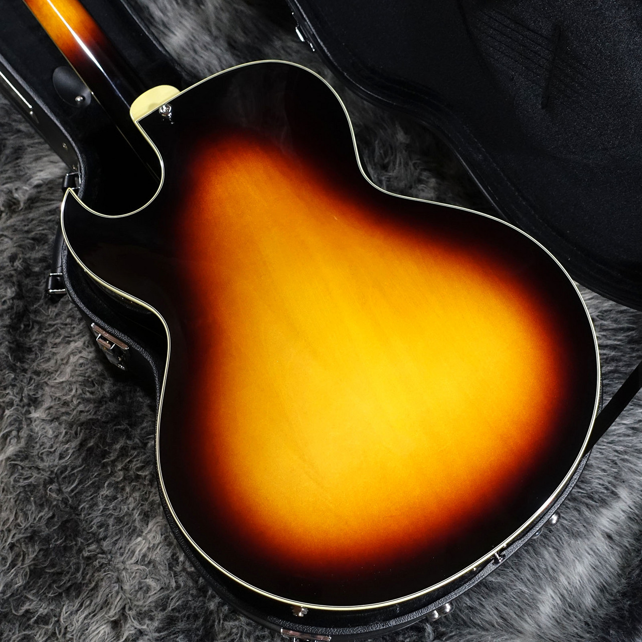 Eastman AR372CE Sunburst（B級特価/送料無料）［デジマートSALE